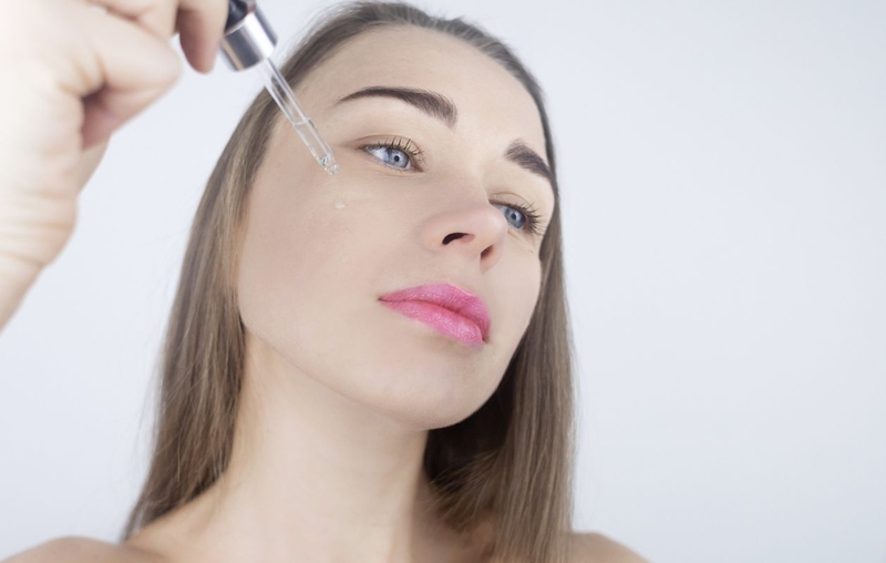 BHA là hoạt chất gốc dầu có khả năng thâm nhập sâu vào từng lỗ chân lông.