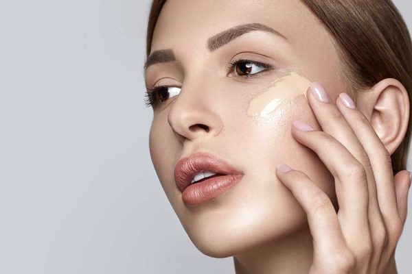 Quy trình các bước trang điểm cho làn da không đều màu mịn đẹp